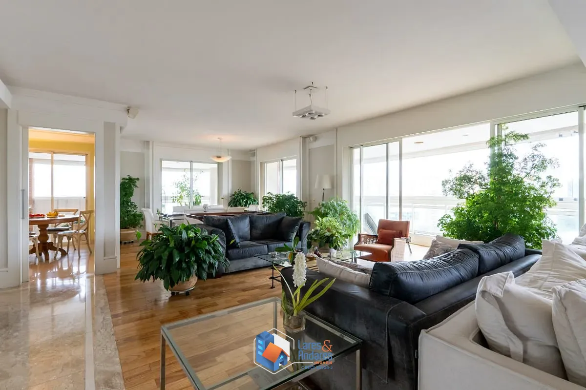 Apartamento, 3 quartos, 260 m² - Foto 1