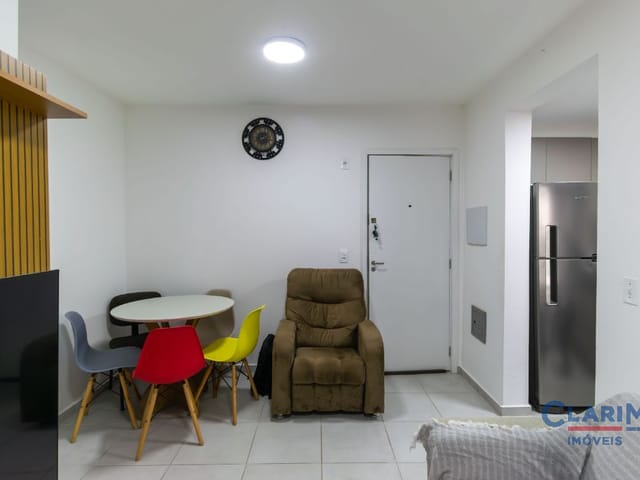 Apartamento 2 quartos e 1 banheiro, à venda, no bairro Vila Bancária em Campo Largo