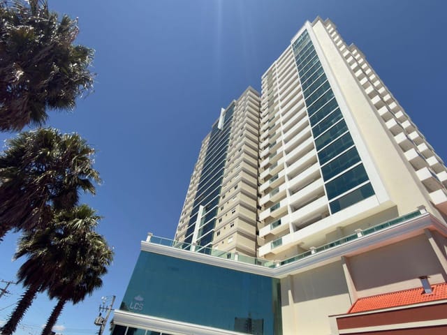 Apartamento para locação com 3 dormitórios no Santos Dumont.