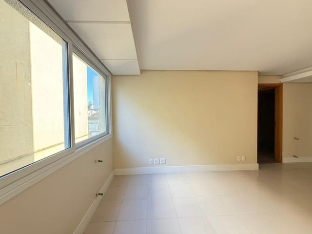 Apartamento 3 quartos e 3 banheiros, à venda, no bairro Pio X em Caxias do Sul