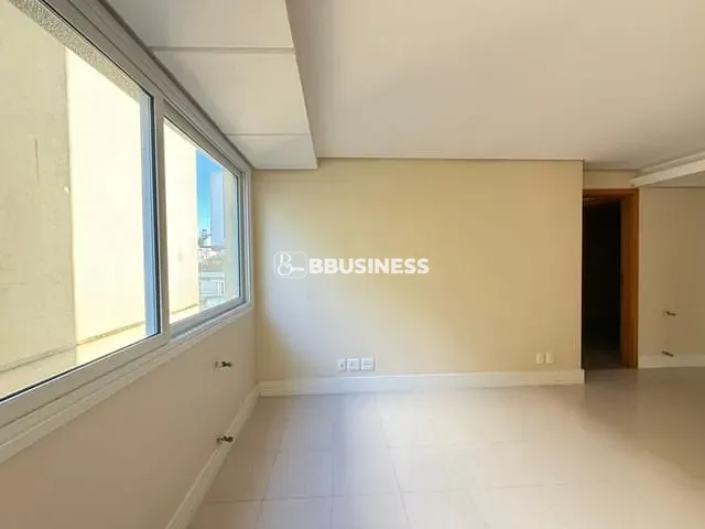 Apartamento 3 quartos e 3 banheiros, à venda, no bairro Pio X em Caxias do Sul