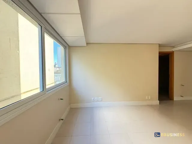 Apartamento 3 quartos e 3 banheiros, à venda, no bairro Pio X em Caxias do Sul