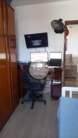 Apartamento à venda com 2 quartos, 60m² - Foto 15