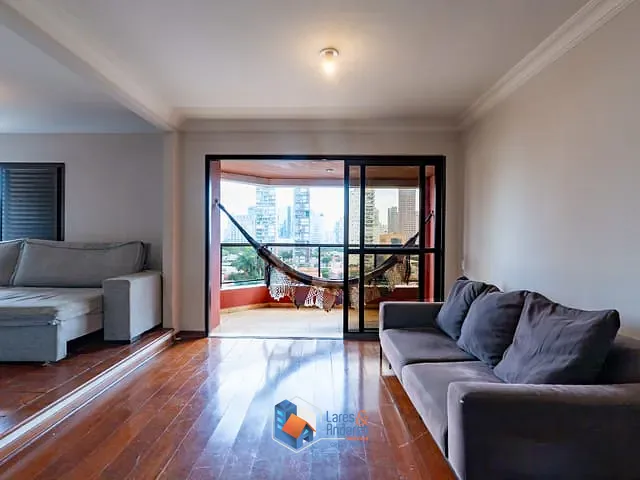 Apartamento com 222m² 4 quartos e 5 banheiros, à venda, no bairro Vila Nova Conceição em São Paulo