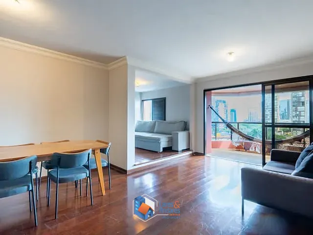 Apartamento com 222m² 4 quartos e 5 banheiros, à venda, no bairro Vila Nova Conceição em São Paulo