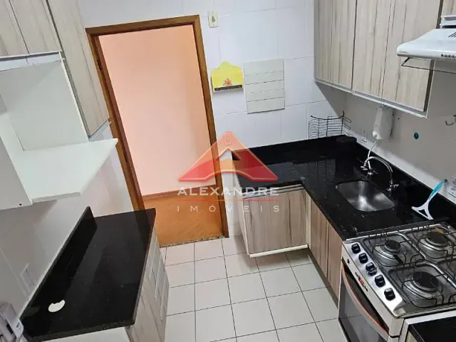 Apartamento com 72m² 2 quartos e 2 banheiros, para alugar, no bairro Vila Industrial em São José dos Campos