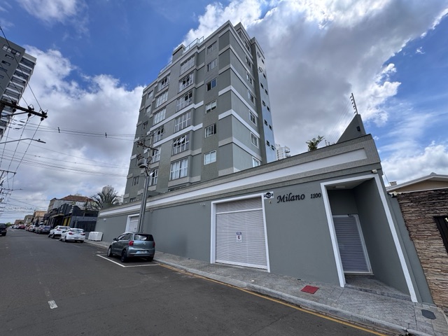 Locação - Apartamento Mobiliado, 3 quartos sendo 1 suíte, 1 vaga de garagem, Edifício Milano, Estrela.