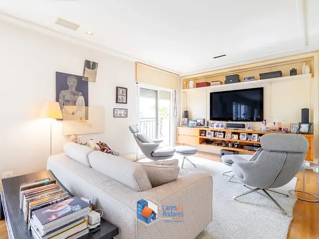 Apartamento com 210m² 3 quartos e 4 banheiros, à venda, no bairro Higienópolis em São Paulo