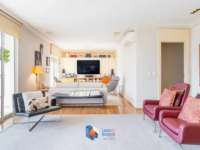 Apartamento com 210m² 3 quartos e 4 banheiros, à venda, no bairro Higienópolis em São Paulo
