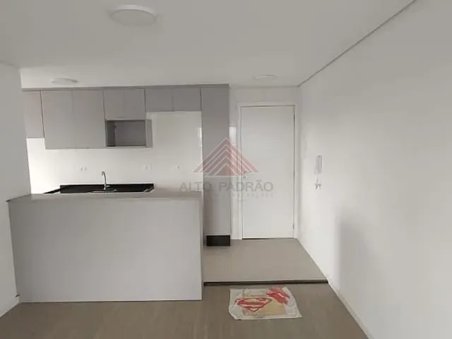 Apartamento com 76m² 3 quartos e 1 banheiro, para alugar, no bairro Vila Bocaina em Mauá