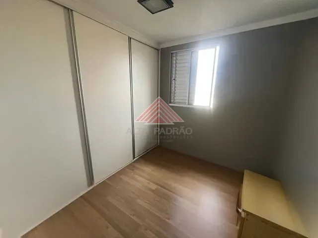Apartamento com 55m² 2 quartos e 1 banheiro, para alugar, no bairro Parque São Vicente em Mauá