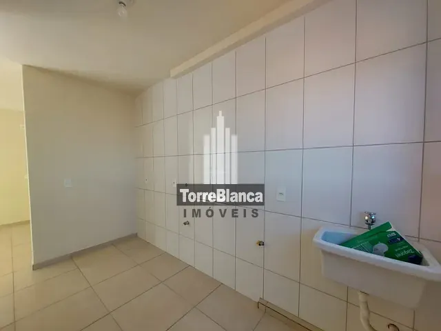 Apartamento com 60m² 2 quartos e 1 banheiro, para alugar, no bairro Uvaranas em Ponta Grossa
