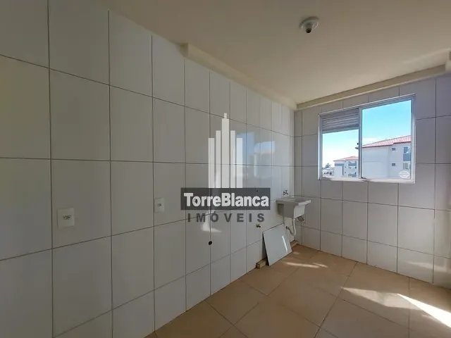 Apartamento com 60m² 2 quartos e 1 banheiro, para alugar, no bairro Uvaranas em Ponta Grossa