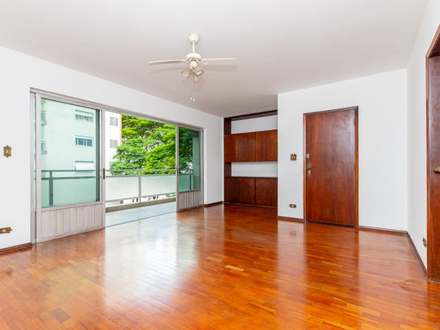 Foto do Apartamento - Apartamento tipo para venda em Moema com 2 quartos, 115m² | Lares e Andares Imóveis