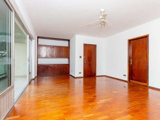 Foto do Apartamento - Apartamento tipo para venda em Moema com 2 quartos, 115m² | Lares e Andares Imóveis