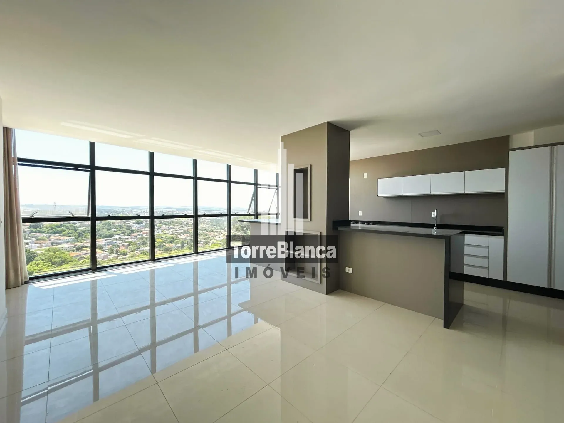 Apartamento, 3 quartos, 192 m² - Foto 1