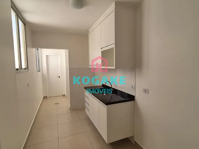 Apartamento 2 quartos e 1 banheiro, para alugar, no bairro Jardim Apolo em São José dos Campos