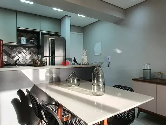 Apartamento 2 quartos e 1 banheiro, à venda, no bairro Vila Tibiriçá em Santo André