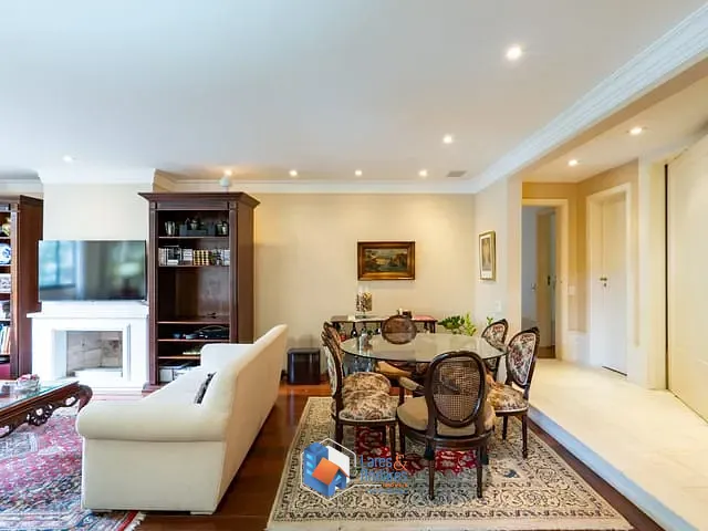 Apartamento com 200m² 4 quartos e 5 banheiros, à venda, no bairro Vila Andrade em São Paulo