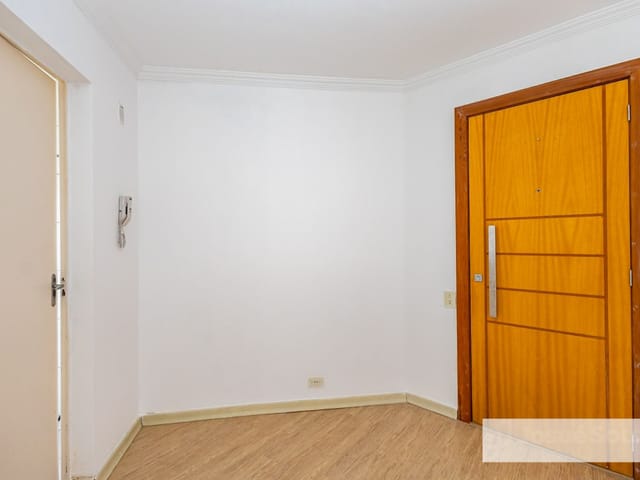 Apartamento 2 quartos e 1 banheiro, à venda, no bairro Bigorrilho em Curitiba