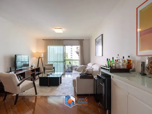Apartamento com 156m² 4 quartos e 5 banheiros, à venda, no bairro Real Parque em São Paulo