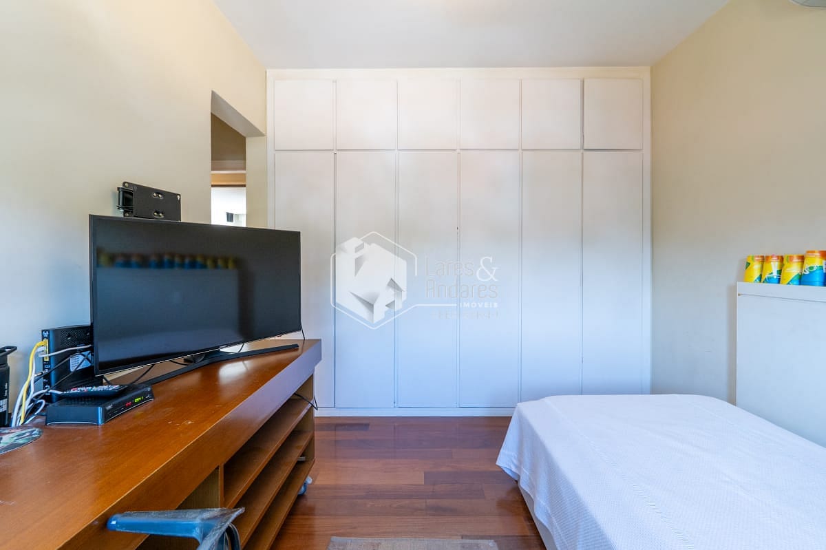 Apartamento à venda com 3 quartos, 232m² - Foto 34