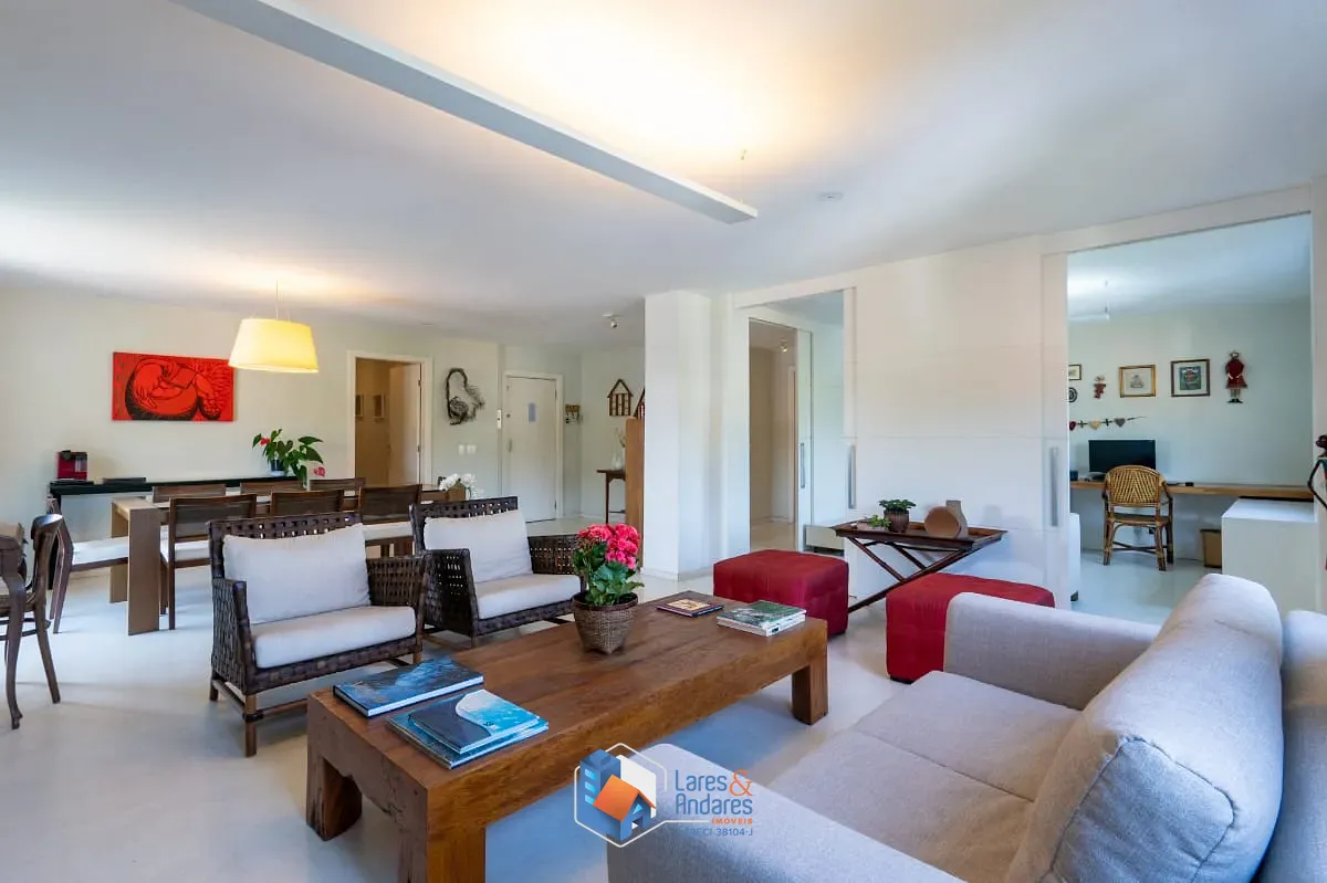 Apartamento, 3 quartos, 232 m² - Foto 2