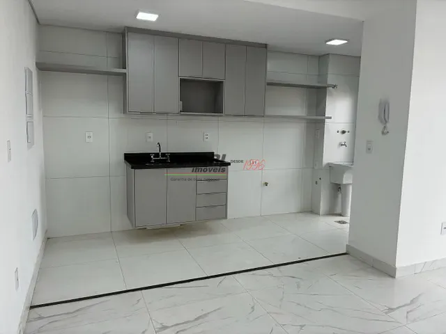 Apartamento com 75m² 3 quartos e 2 banheiros, à venda ou para alugar, no bairro Jardim Santa Cruz em Indaiatuba