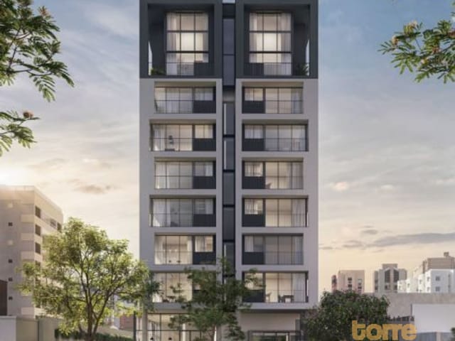 Apartamento 2 quartos e 2 banheiros, à venda, no bairro Batel em Curitiba