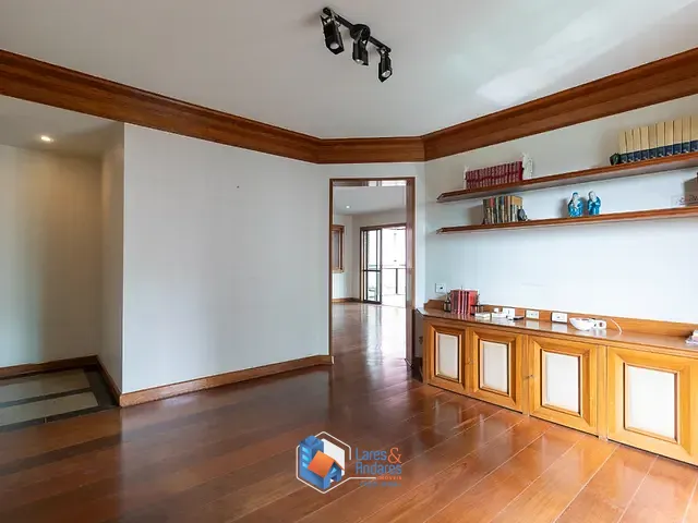 Apartamento com 325m² 3 quartos e 5 banheiros, à venda, no bairro Moema em São Paulo