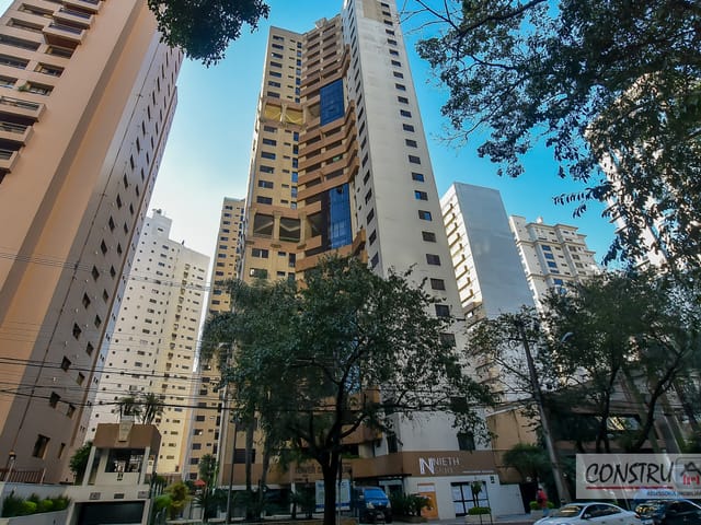 Apartamento 3 quartos e 2 banheiros, à venda, no bairro Agua verde em Curitiba