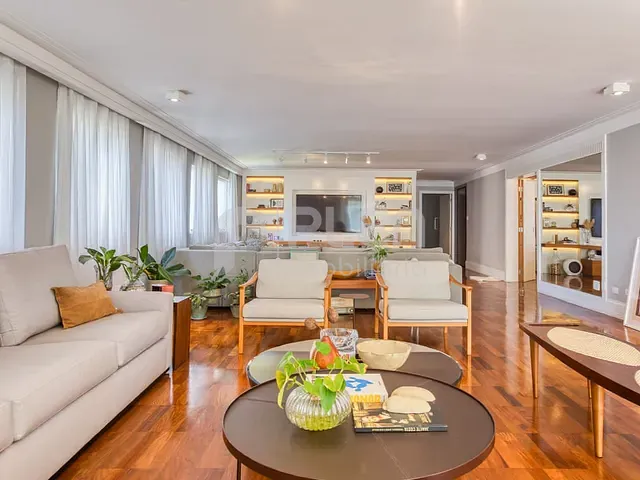 Apartamento 3 quartos e 5 banheiros, à venda, no bairro Jardim Paulista em São Paulo