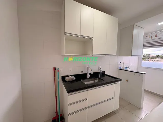 Apartamento com 59m² 2 quartos e 2 banheiros, para alugar, no bairro Urbanova em São José dos Campos