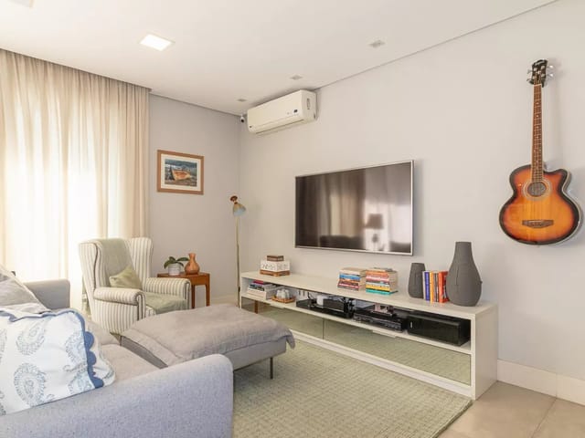 Foto do Apartamento - Apartamento tipo para venda em Moema com 2 quartos, sendo 1 suíte, 114m² | Lares e Andares Imóveis