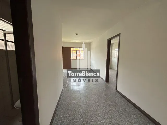 Apartamento com 40m² 2 quartos e 1 banheiro, para alugar, no bairro Uvaranas em Ponta Grossa
