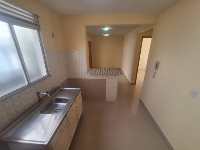 Locação - Apartamento Garden com 2 quartos, 1 vaga, Condomínio Parque Purunã, Uvaranas.