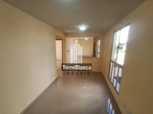 Apartamento com 57m² 2 quartos e 1 banheiro, à venda ou para alugar, no bairro Uvaranas em Ponta Grossa