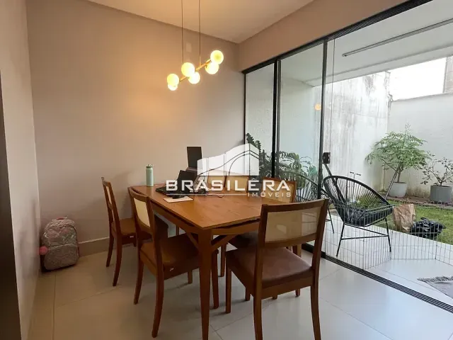 Casa com 179m² 3 quartos e 2 banheiros, à venda, no bairro Jardim Atlântico em Goiânia