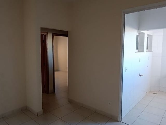 Foto do Apartamento - Apartamento com 2 dormitórios para alugar, 49 m² por R$ 1.005,71/mês - Centro - Uberaba/MG | ZUCATO IMOBILIARIA LTDA