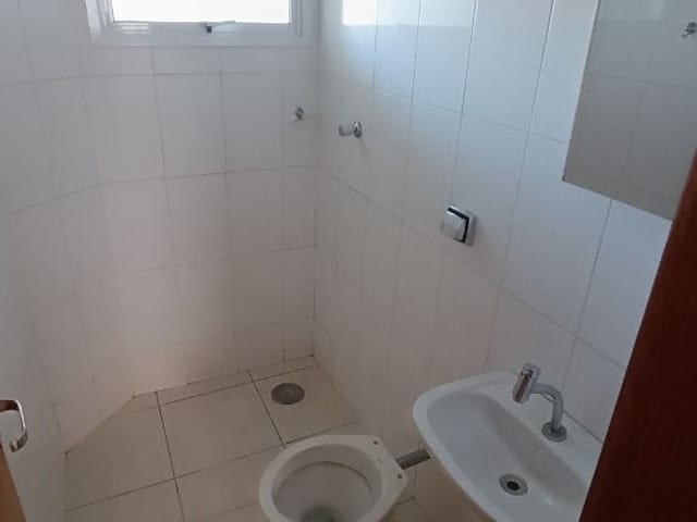 Foto do Apartamento - Apartamento com 2 dormitórios para alugar, 49 m² por R$ 1.005,71/mês - Centro - Uberaba/MG | ZUCATO IMOBILIARIA LTDA
