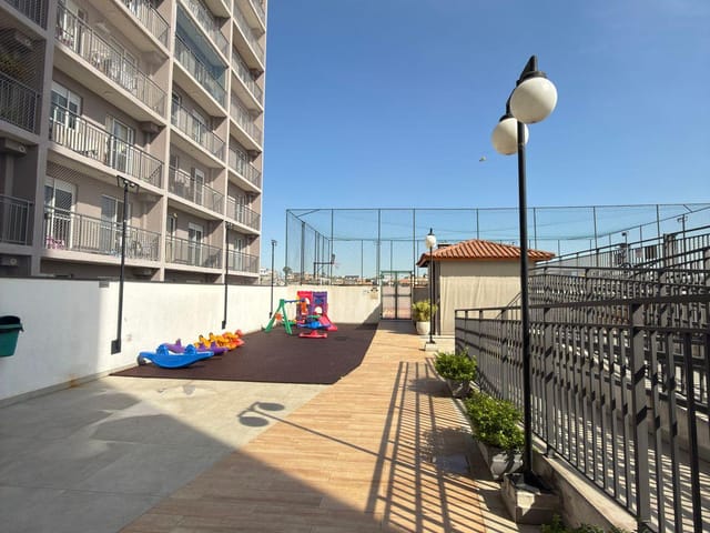 Apartamento 2 quartos e 1 banheiro, à venda, no bairro Vila Tolstoi em São Paulo