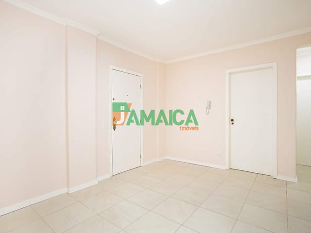 Apartamento 2 quartos e 1 banheiro, à venda, no bairro Água Verde em Curitiba