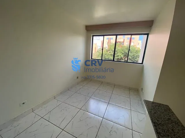Apartamento com 75m² 3 quartos e 1 banheiro, à venda, no bairro Parque Residencial Alcântara em Londrina