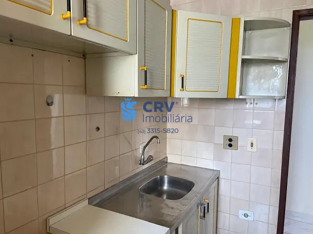 Apartamento com 75m² 3 quartos e 1 banheiro, à venda, no bairro Parque Residencial Alcântara em Londrina