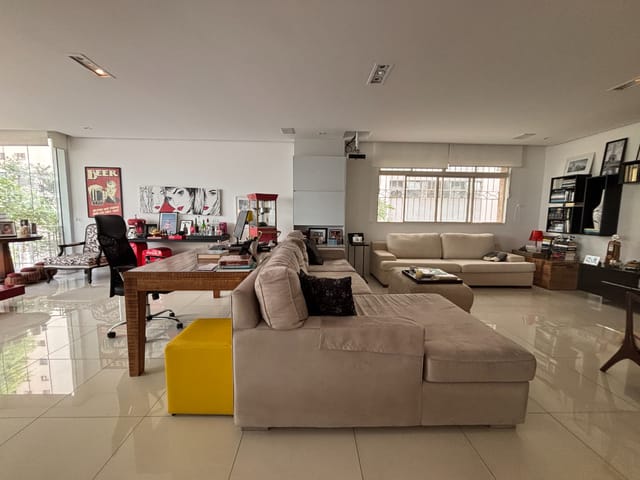 Foto do Apartamento - Apartamento tipo para venda em Santa Cecília com 4 quartos, sendo 2 suítes, 233m² | Lares e Andares Imóveis