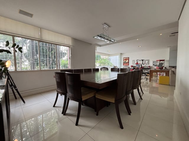 Foto do Apartamento - Apartamento tipo para venda em Santa Cecília com 4 quartos, sendo 2 suítes, 233m² | Lares e Andares Imóveis