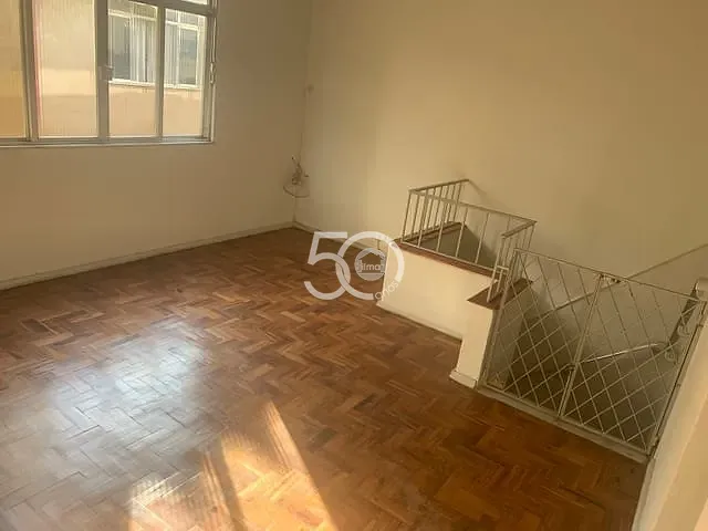Apartamento 2 quartos e 2 banheiros, à venda, no bairro Vaz Lobo em Rio de Janeiro