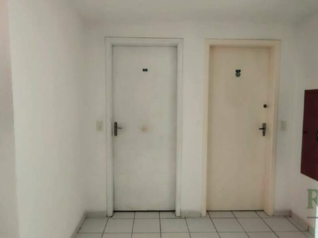 Apartamento 2 quartos e 1 banheiro, para alugar, no bairro Cidade Industrial em Curitiba