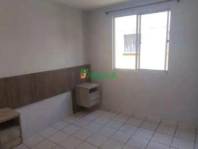 Apartamento 2 quartos e 1 banheiro, para alugar, no bairro Cidade Industrial em Curitiba