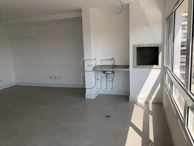 Apartamento com 219m² 3 quartos e 3 banheiros, à venda, no bairro Gleba Fazenda Palhano em Londrina